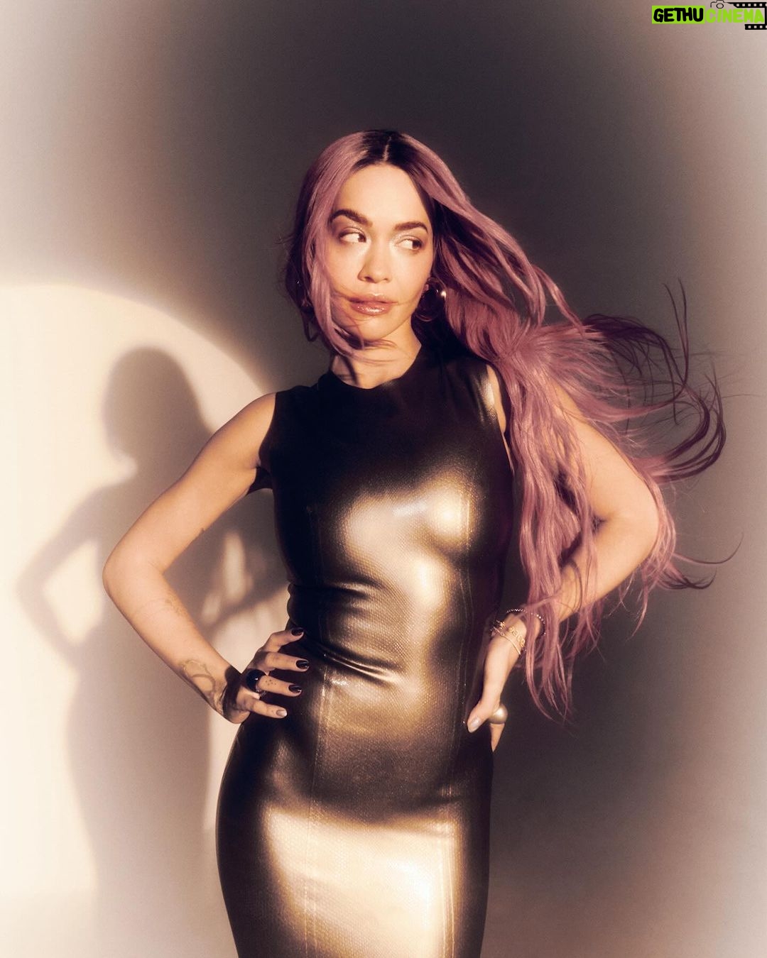 Rita Ora Instagram - Pink and latex? Who would have thought. My latest track LAST OF US with @gryffin ๐๐ฅณ Canโt wait to hear your thoughts! Drop โem in the comments below ๐