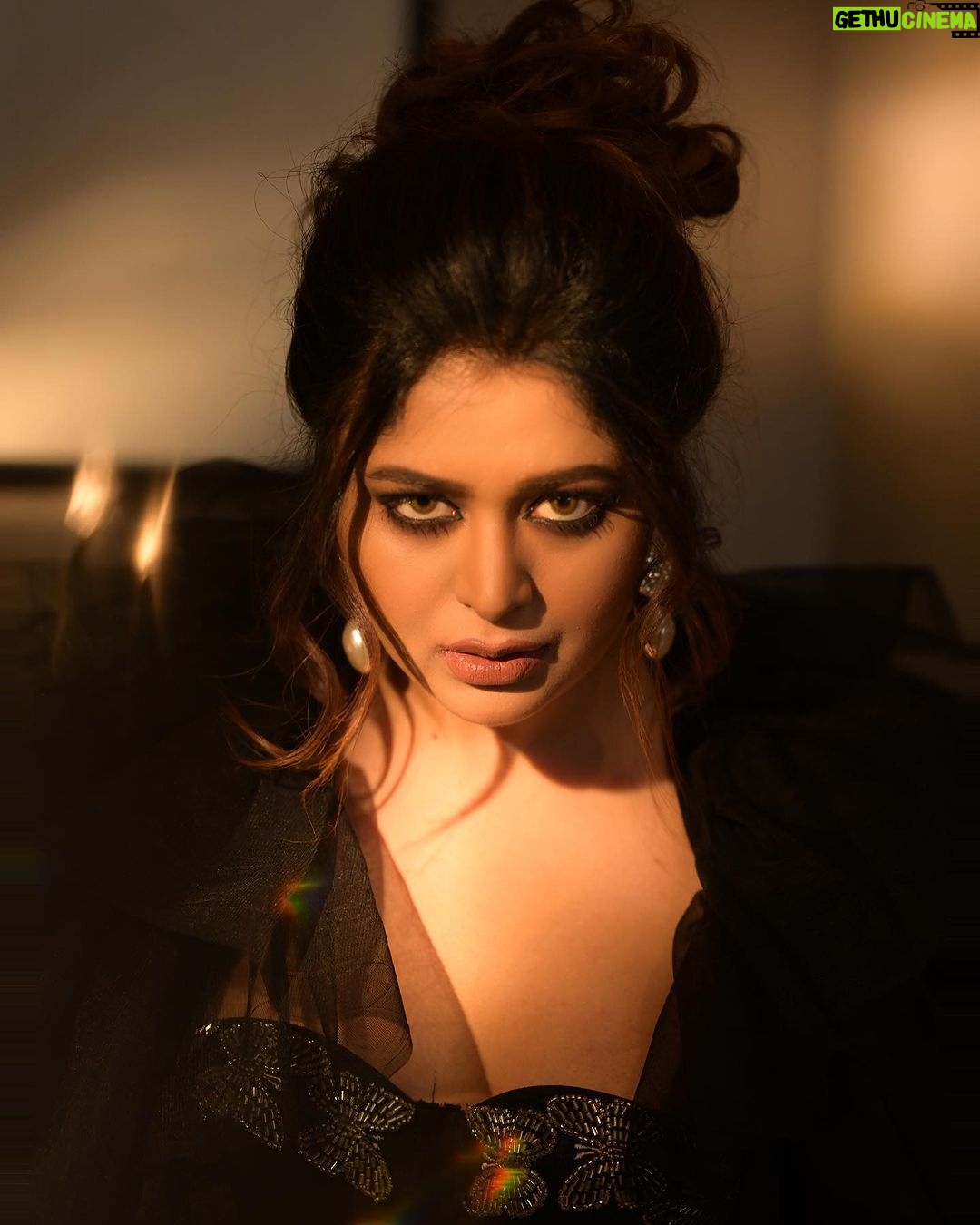 Ritabhari Chakraborty Instagram - Strong is the new sexy! #calendar2024