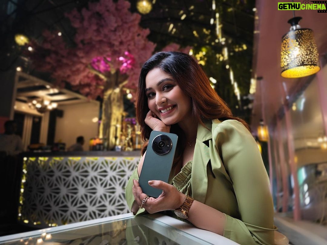 Ritabhari Chakraborty Instagram - Bondhu ra kamon achho? Dive into a world of elegance with all new #RedmiA3. Your ultimate blend of smooth performance and chic design. Launching on February 14th, 2024. Don't miss out! #RedmiA3 #SmoothAndStylish #Collab #ad