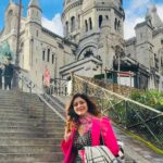 Ritabhari Chakraborty Instagram – Montmartre 💗  Paris! #sacrecoeurbasilica Paris, France