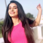 Ritu Singh Instagram - Every moment is a fresh beginning #🌸 #begining #morning #trending #skin #to #skin #music #viralreels #viralinstagram #goviral #hottness #😜