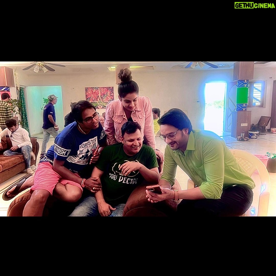 Ritu Singh Instagram - Happy birthday @ajaysjhaa15 ji , you are such a kind person nd so cool director , I wish the best future for you stay happy nd healthy too