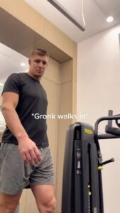 Rob Gronkowski Instagram - Gotta switch gyms now…