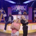 Rob Gronkowski Instagram - The countdown to NYE begins! Join me and @shaq as we ring in the New Year at The Shaq’tacular Spectacular! Catch my performance in Meta Horizon Worlds, Facebook, and Instagram beginning at 3:30 PST. RSVP now: https://www.oculus.com/experiences/event/516799933840730/