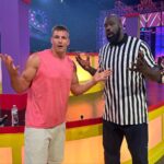 Rob Gronkowski Instagram - Debate time: @shaq vs. gronk 1. Who has the most commercials 2. Who is the better analyst 3. Pound for pound, who is sexiest 4. Who’s taller 😂