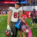 Rob Gronkowski Instagram - Happy Birthday Mommmy. Without you, there is no me, Robbie G, you’re the best, not a pest, you are unlike the rest! Love you momma! Have another wonderful birthday and congrats on becoming a brand new author this year 📖! @therealmommagronk 🎂🎉