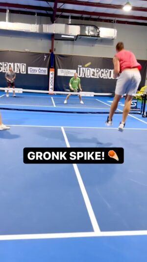 Rob Gronkowski Instagram - Gronk absolutely destroyed this ball on our heads. 😳

@gronk steps into @thekitchenpickleball! 👨🏻‍🍳
.
.
.
.
#pickleball #pickleballhighlights #gronk