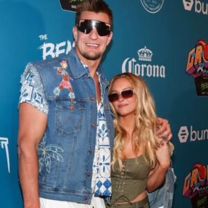 Rob Gronkowski Instagram - What happens at Gronk Beach stays at GRONK BEACH 🏖 so come party with us in Vegas the day before the Big Game by entering @voomerangcom to win VIP tickets to our party, flights, accommodations, and a signed football for you and your friend NOW!!! The sweepstakes closes tomorrow February 4th at 11:59pm so GO GO GO !!!! Meet you on the dance floor !!! Enter at the link in our bio 🥳