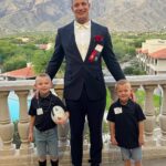 Rob Gronkowski Instagram - Thanks to my 2 little nephews, Bear and Ledger, for coming out to my University of Arizona Hall of Fame induction. These 2 will be part of the great next generation of Gronk athletes! #beardown #zonazoo #uofa