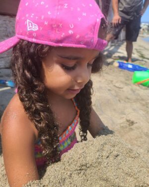 Rob Kardashian Instagram - Beach baby 🥰🏄‍♀️🌊💙💙