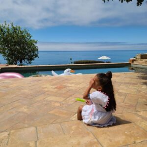 Rob Kardashian Instagram - See the line where the sky meets the sea?