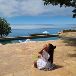 Rob Kardashian Instagram - See the line where the sky meets the sea?