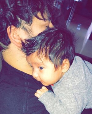 Rob Kardashian Instagram - Happy National Daughter Day @dream 🙇🏽‍♀️🙇🏽‍♀️💙💙