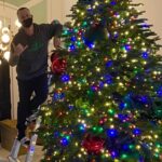 Rob Kardashian Instagram – THANK YOU so much to @jeffleatham and his wonderful team for always making the Christmas vibe perfect in my house every year!!! My daughter is about to be so Happy!! She wanted a rainbow Disney princess tree so that’s what she gets‼️🤪🤪🤣🤣💪💪🙏🙏🎄🎄🎄🎄🎄🎄 Sending LOVE to all! 🙇🏽‍♀️🙇🏽‍♀️💙💙