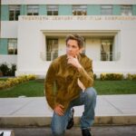 Rob Lowe Instagram - This interview is a doozy. It really blew my mind. Thank you @interviewmag 🙏🏼 What a team! EIC: @melzy917 Writer: @benbarna Photographer: @ccopp Stylist: @grantwoolhead Hair: Addie Markowitz Makeup: @annyk.makeup