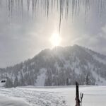 Rob Lowe Instagram – With all this new snow, I’m looking to get more of this soon at @SnowpineLodge @AltaSkiArea #pow

📸:@rockomenzyk