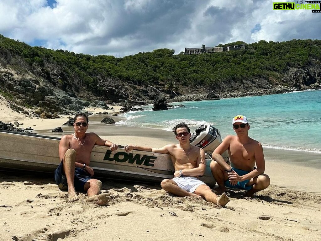 Rob Lowe Instagram - Shipwrecked.