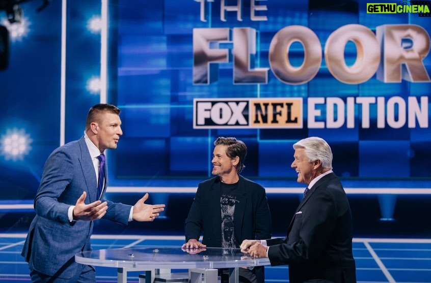Rob Lowe Instagram - Needless to say, the @NFLonFox guys had a good time playing THE FLOOR. New battle goes down tomorrow at 8/9c on @foxtv!