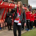 Rob McElhenney Instagram - Here’s something beautiful from @evrahrosepoetry and @wrexham_afc If you don’t get goosebumps, check to see if you still have a pulse. #UpTheTown