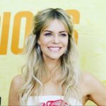 Rob McElhenney Instagram - I HIGHLY suggest finding the funniest person on the planet and then marrying her. Happy Birdday to the one and only @kaitlinolson I ❤️ you 🐦 🎂