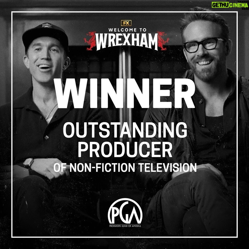 Rob McElhenney Instagram - Being a part of Wrexham’s story is the gift of a lifetime. Up the town!! 🏴󠁧󠁢󠁷󠁬󠁳󠁿 #pgaawards