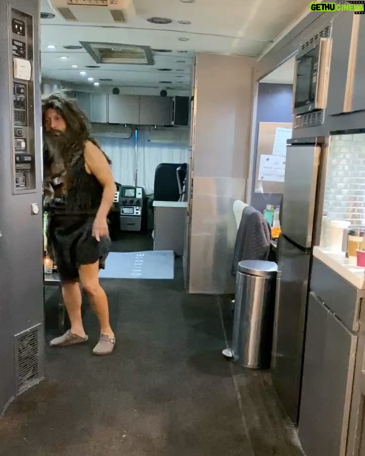 Rob Schneider - 91.1K Likes - My Good Morning KISS to all of you!!! Dance (and trip) like a caveman! @iampatriciamaya WATCH “REAL ROB” On @netflix again for the FIRST TIME! Also “Asian Momma Mexican Kids!”