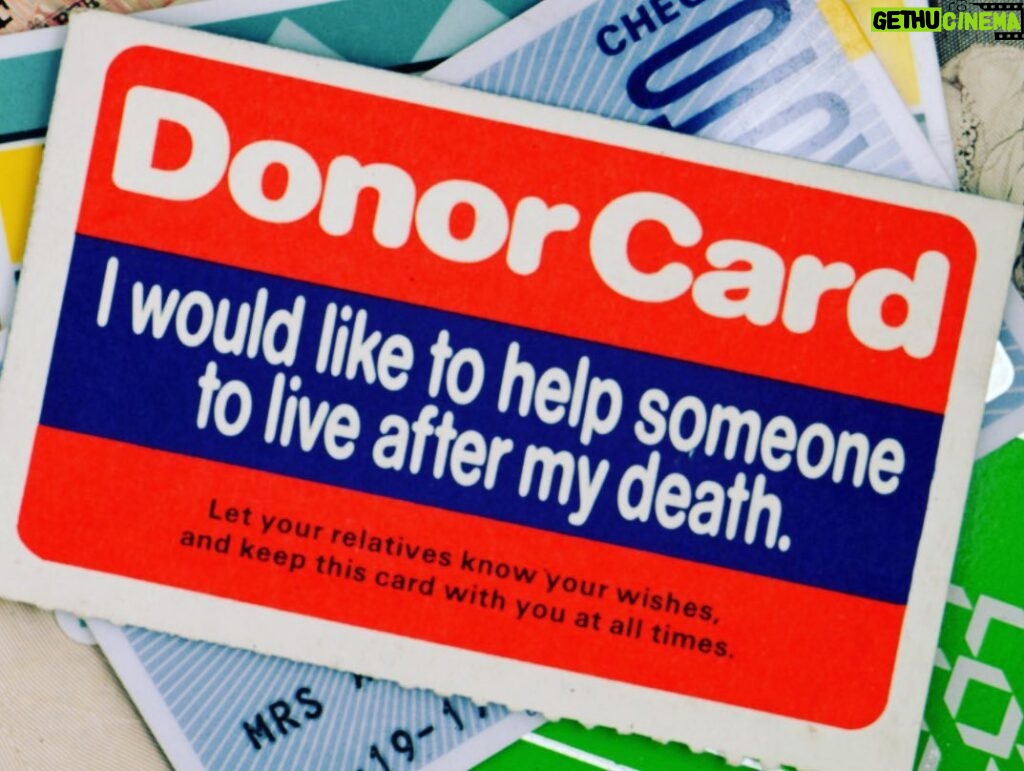 Rob Schneider Instagram - I am NOT an Organ Donor! My driver’s license says, “Resuscitate Like a Mother F#cker!” RobSchneider.com