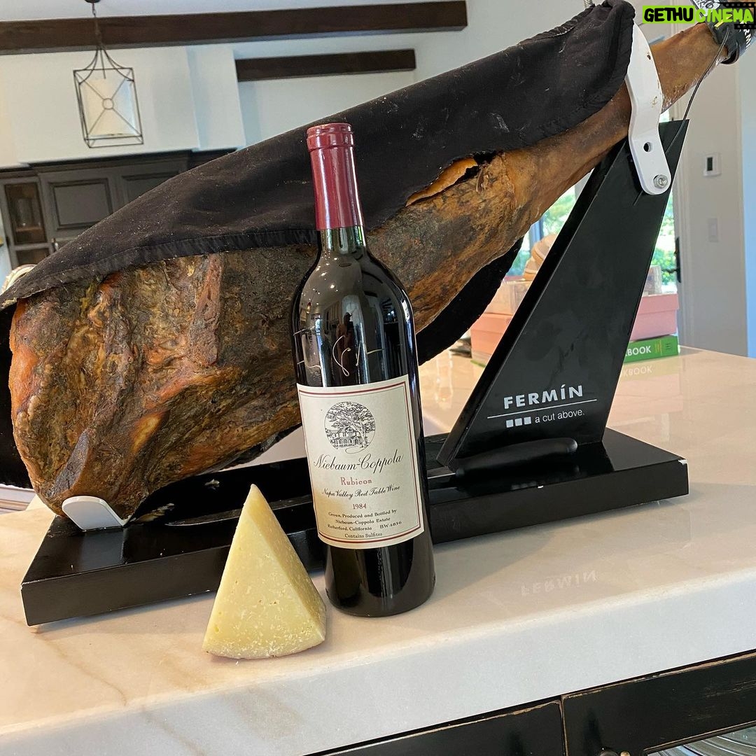 Rob Schneider - 24.8K Likes - Buenos Tardes!
El Trigal 12 month old Manchego goes good with Fermin Jamon Iberico and a Napa Red table wine...
Bon Appetit, amigos!!
