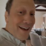 Rob Schneider Instagram - Rob es muy servicial!