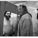 Rob Zombie Instagram - Behind the scenes on Halloween. The calm before the storm with @kenforee8 and @therealtylermane . #robzombie #halloween 🎃🎃🎃🎃🎃