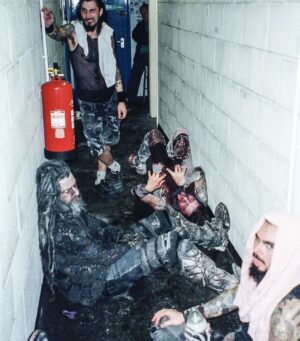 Rob Zombie Instagram - The Zombie bunch backstage after a brutally hot gig in London back in 1998. #robzombie #riggs #blasko #johntempesta #london🇬🇧
