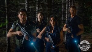 Robbie Amell Instagram - 👀 November 24