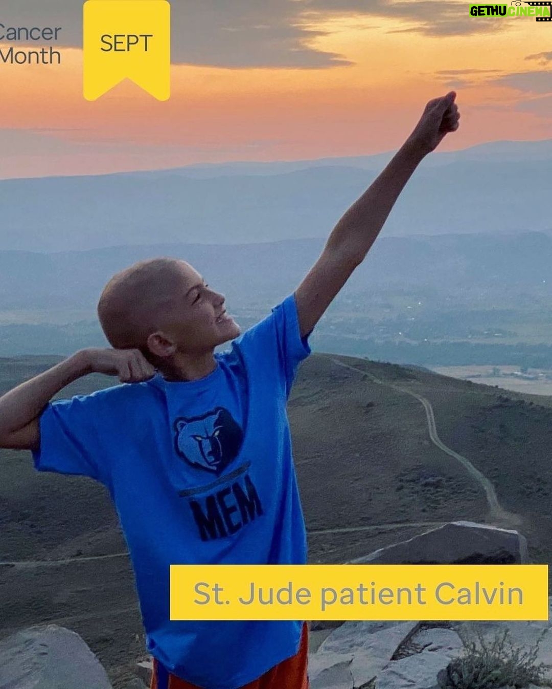 Robbie Amell Instagram - Please join me in supporting @stjude Children’s Research Hospital — Donate if you can, otherwise please spread the word. #30daysforstjude Link in my bio.