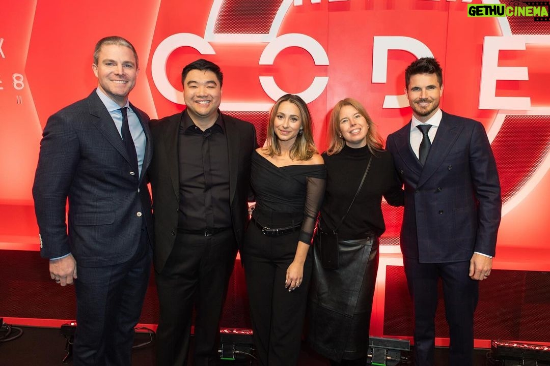 Robbie Amell Instagram - Premiere photo dump — Code 8 part II premiere was above and beyond anything I ever imagined it would be. Thank you so much to all the people and all the hard work that got us here and everyone who came out to celebrate. Sharing it with friends and family was something I will never forget. Special thank you to our PR team at Netflix, Robin, Lindsey and Lauren. @warrenalfiebaker thank you for always making me look good. Suit by @isaia CODE 8 PART II Streaming now on @netflix 📸 by George Pimentel / Netflix