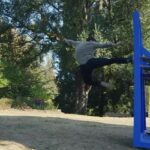 Robbie Amell Instagram - Some dragons in my pocket and a flying jump kick. Decisions are being made on another season of Upload, so if you haven’t checked out season 3, please do and maybe tell some friends :) I love making this show and would love to keep doing it with our incredible cast and crew. Thank you 🙌🏼