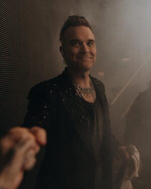 Robbie Williams Instagram - Geelong: that was amazing! What a night. Thank you x