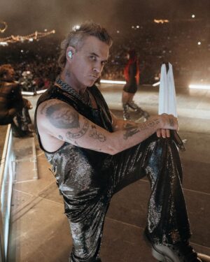 Robbie Williams Instagram - Mount Cotton - Brisbane - Gold Coast - what a show. Let’s do it all again tonight x