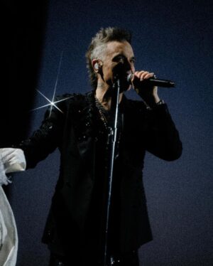 Robbie Williams Instagram - New Zealand: what an amazing opening night to the Australasian leg of XXV. See you tomorrow - thank you Hawkes Bay x