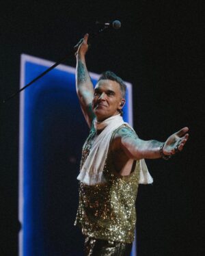 Robbie Williams Instagram - Abu Dhabi: that was phenomenal. What an amazing gig I loved every moment of it. I hope to see you again soon. Rob x