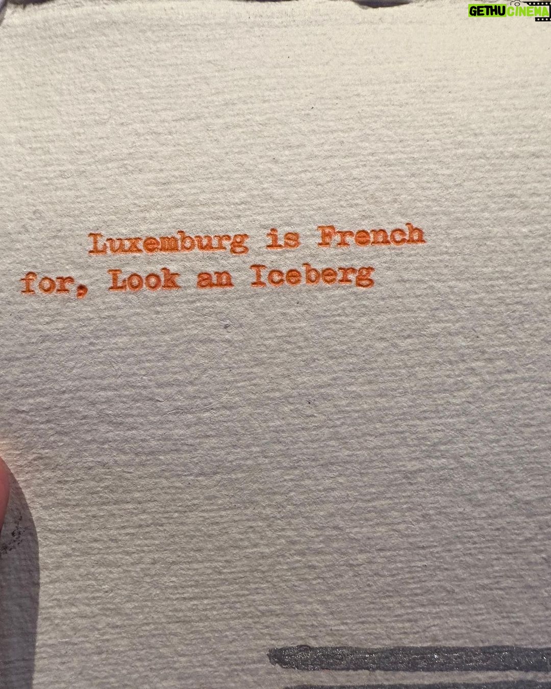 Robbie Williams Instagram - OMG, every day IS like Sunday. well, apart from Saturday and Friday….and maybe Thursday… Monday, Tuesday, and Wednesday are pretty similar. Actually thinking about it Sunday in isolation is a pretty unique day. I’ve ruined so many of these pieces of paper due to my dyslexia. I would say that the average is 50/50 one right one wrong. So im going to recycle some of the Effed ones. The paper is too nice to waste. I was looking at my bushy eyebrows in the mirror today. As I get older they get more unruly and have to be trimmed quite a bit. That got me thinking about my ears and how massive they get when you’re older. For the purpose of this caption im not going to Google but I wonder if you can have old man’s ears surgery? Cos im not looking like the Fucking B.F.G. Im not having a massive conk either. Or I might just go full Vulcan and have stuff added to make me look like Spock. Actually I quite fancy that. Greggs Stake bake *Taylor’s version Dr.Clancy Namaste 🙏❤️