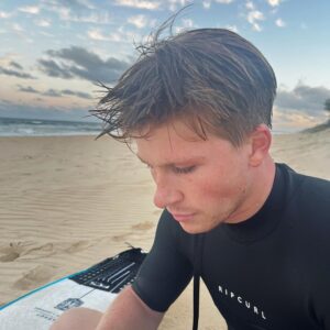 Robert Clarence Irwin Instagram - Beach arvos 👌