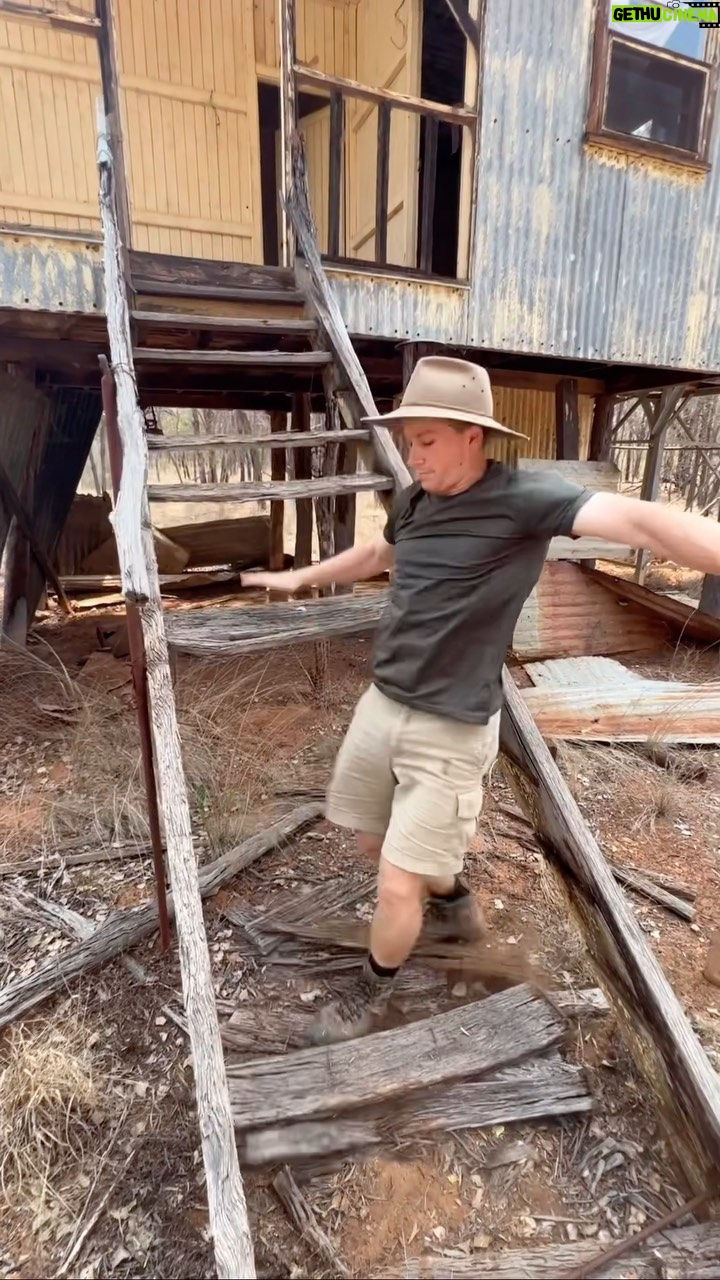 Robert Clarence Irwin - 195.3K Likes - New house alert 🚨 Take an exclusive look at my new place!
