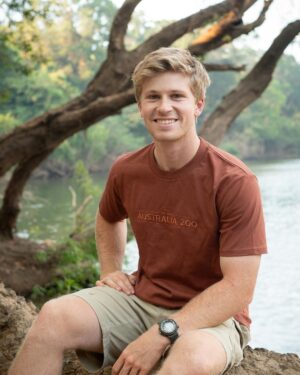 Robert Clarence Irwin Instagram - We’ve got some awesome new merch at @australiazoo’s online shop. Head to the link in my bio and use the coupon code: ROBERT10 for 10% off everything store-wide for the month of October!