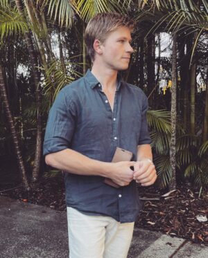 Robert Clarence Irwin Instagram - Robert out of khaki… a rare sighting