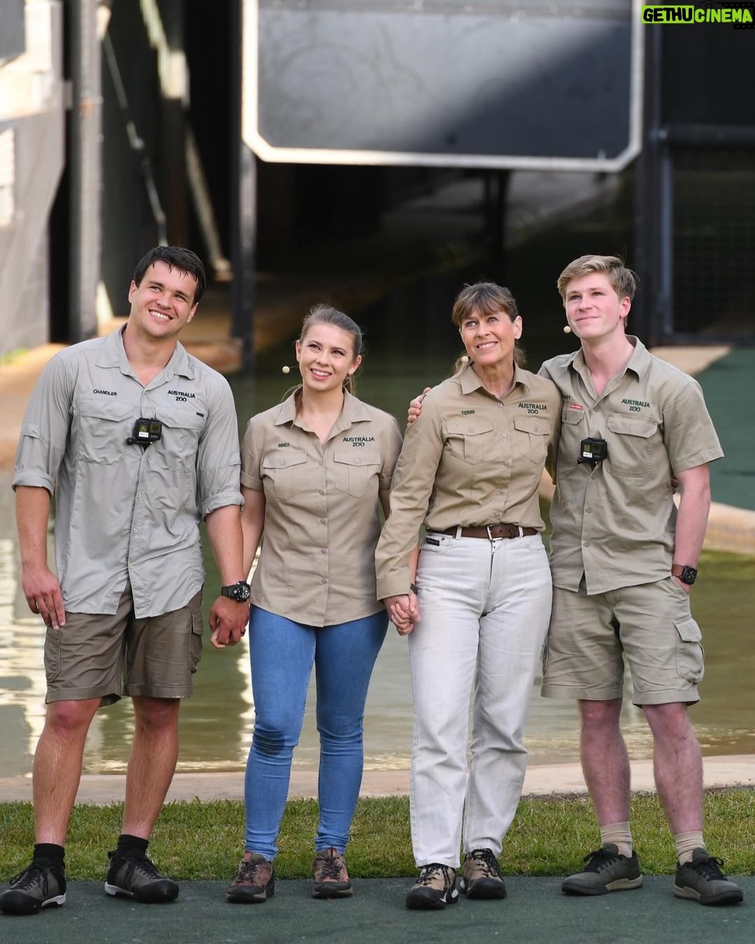 Robert Clarence Irwin Instagram - See you tomorrow in the Crocoseum with the whole fam!