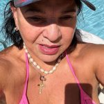 Roberta Miranda Instagram - Um domingo básico do ser humano Roberta ! Cafezinho, sorvetinho e @severinormoficial dia de mãe de Pet kkkk