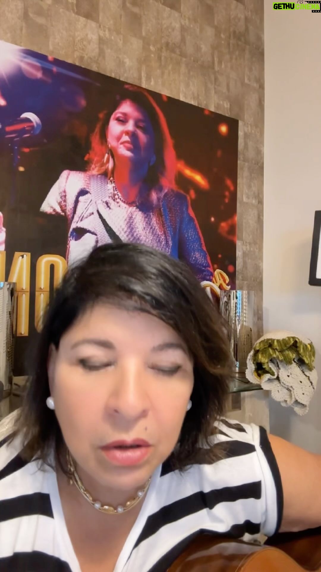 Roberta Miranda - 45.2K Likes - MITO da minha autoria!! Sucesso nas vozes de #cristianehalf #joaoboscoevinicius e tantos outros