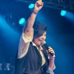 Roberta Miranda Instagram - Caldas novas Goiás obrigada Lindo espetáculo afinal vcs são as estrelas do meu show!! Eu só sou EMOÇÃO !! @marcelobaiocchi grata presidente!! @leopoldoveiga amigo querido @paoloproducoes filmaker @celiammoratori aeeee mamãe !! #thequeen kkkk