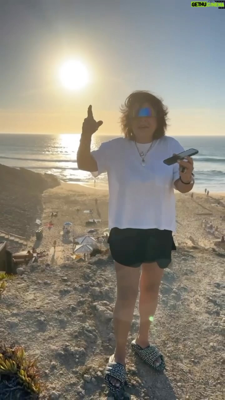 Roberta Miranda - 59K Likes - Lisboa!! Cascais !! Guincho!! Tudo aqui é lindo!! Perigosa e linda !!