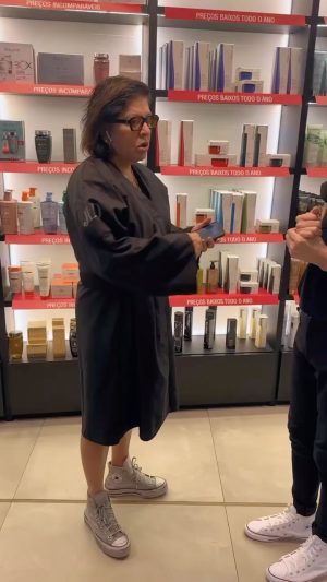 Roberta Miranda Instagram - Bora  realçar o LOOK… Lisboa